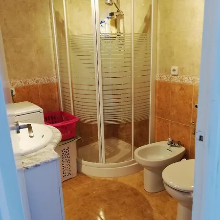 公寓 Apartamento La Florida 内尔哈